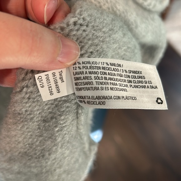 Grey shawl/poncho - Picture 5 of 5